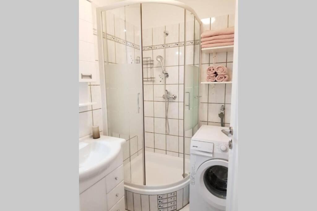וינה Millennium Top Apartment מראה חיצוני תמונה